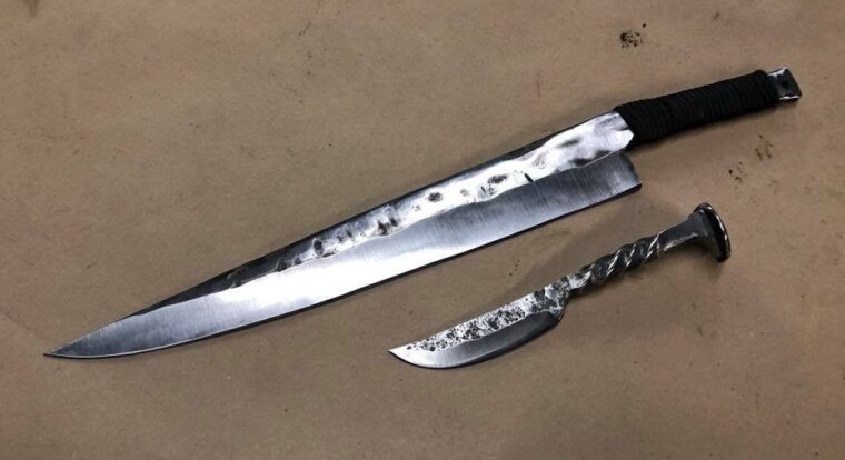 Big Ass Knife Blacksmith Workshop